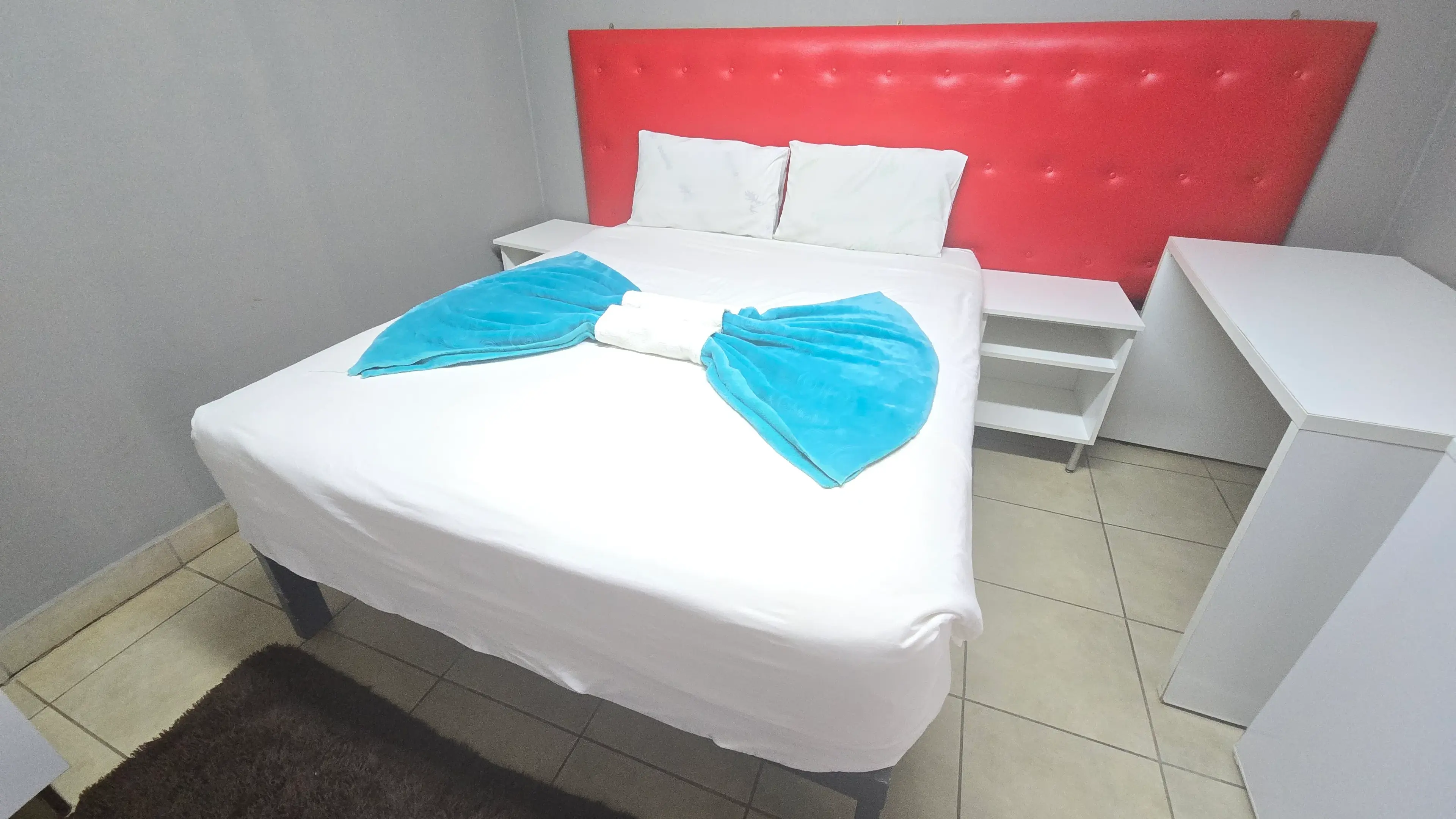 Hlabisa room with natural light
